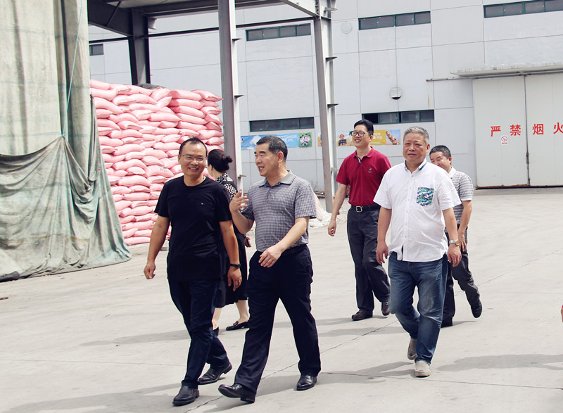 省社副主任、省農合聯(lián)執(zhí)委會副主任張建蒞臨臺